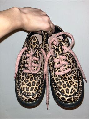 Dr. Martens Buzz Leopard